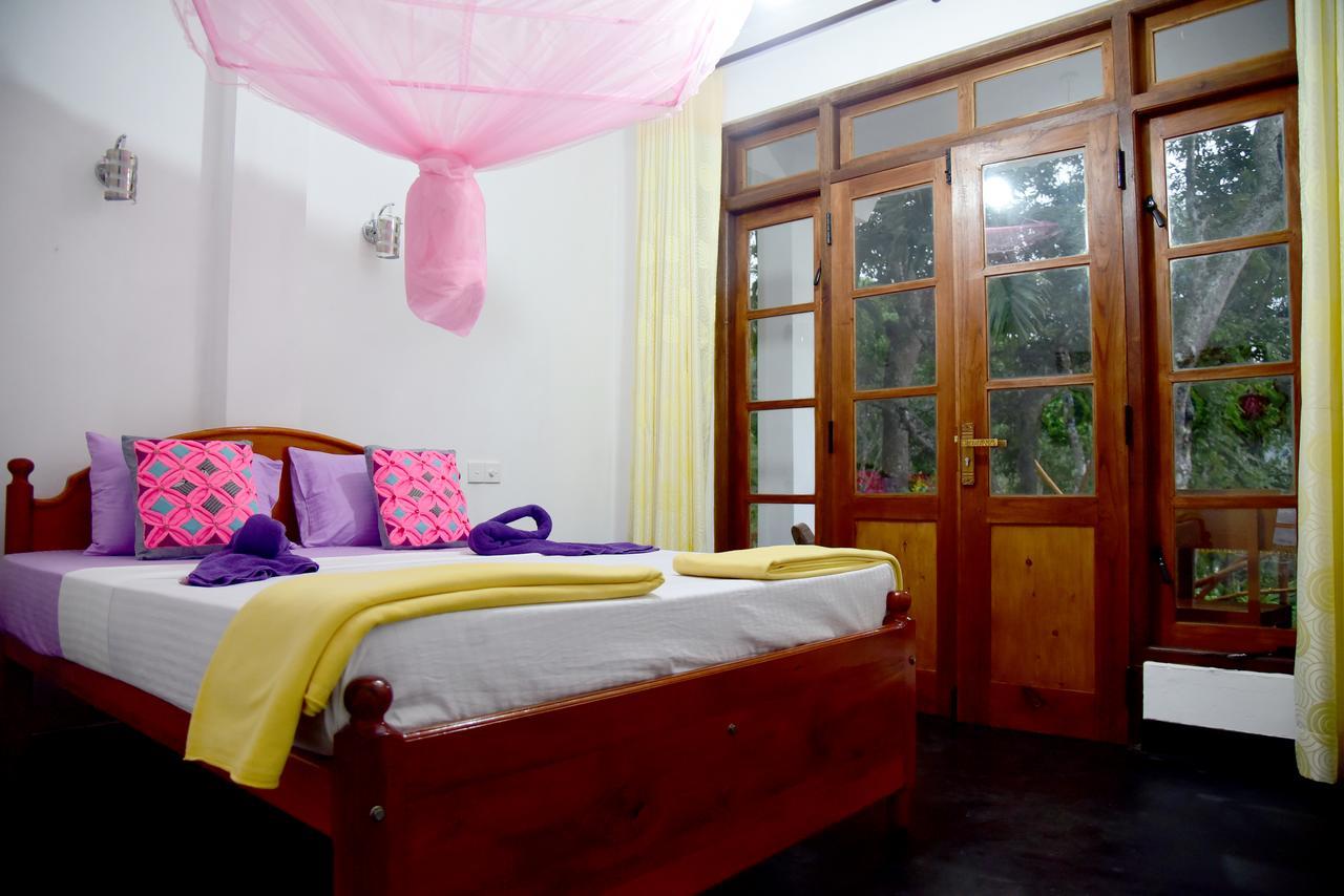 Mango Shadow Inn Ella Extérieur photo